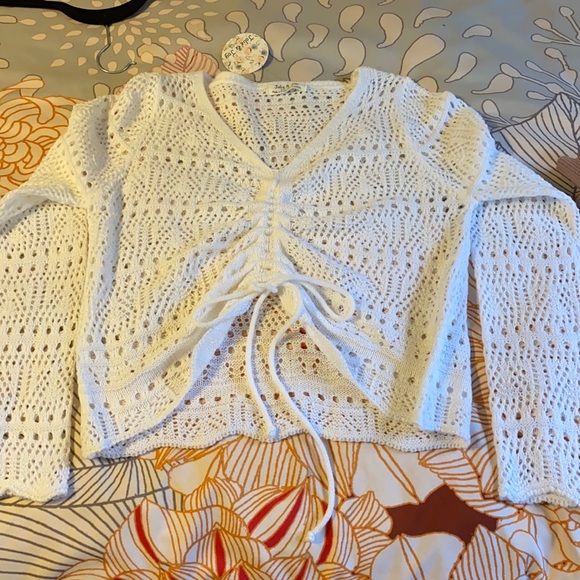 NWT White/Crochet sweater - Picture 1 of 1